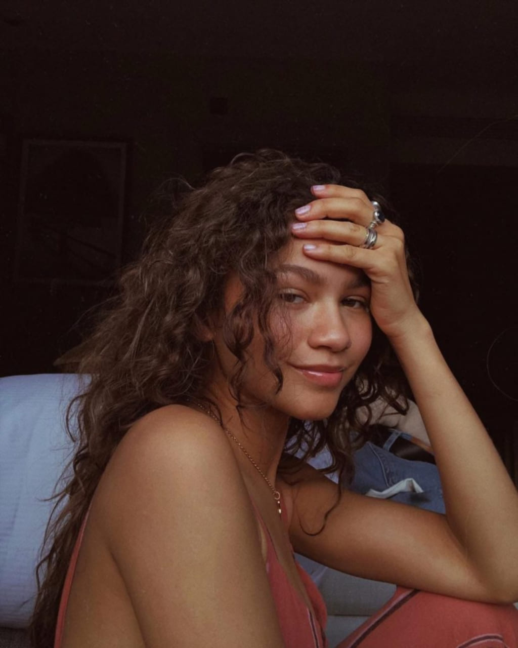 Откровенно: Zendaya откровенный образ Зендая Коулман
