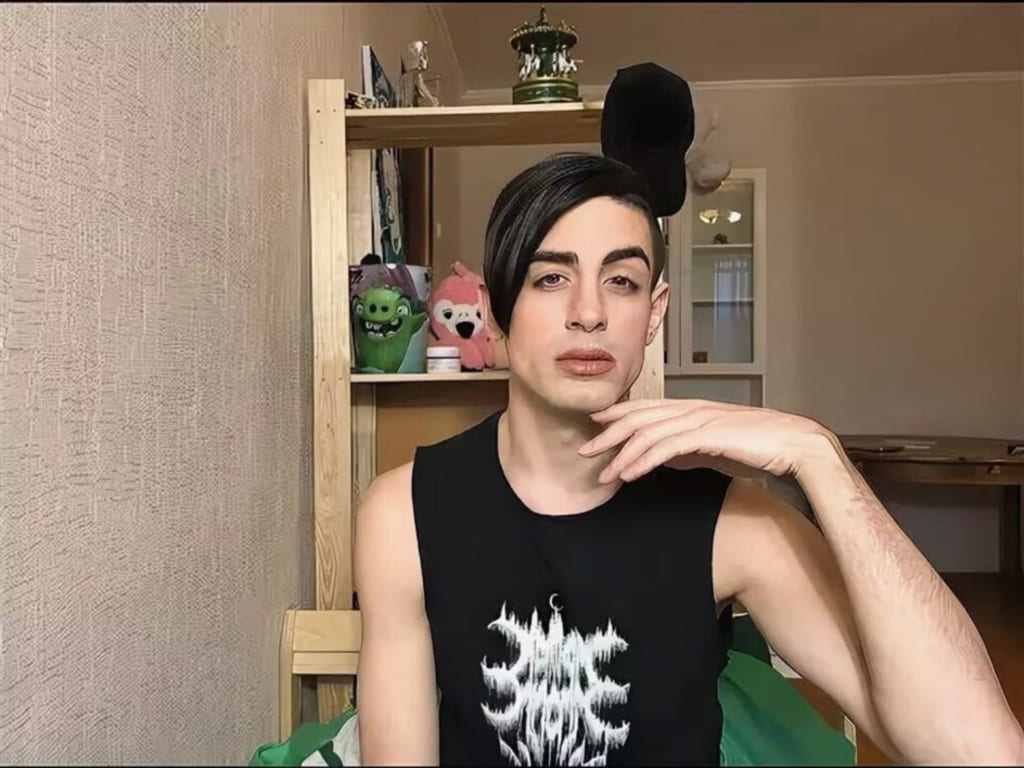архивные снимки Хилми без цензуры (в высоком качестве, кадр 20)