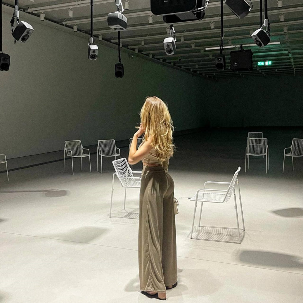 На отдыхе — эксклюзив #91 слив Юлия Вавилова с отдыха (откровенный фотосет, кадр 91)