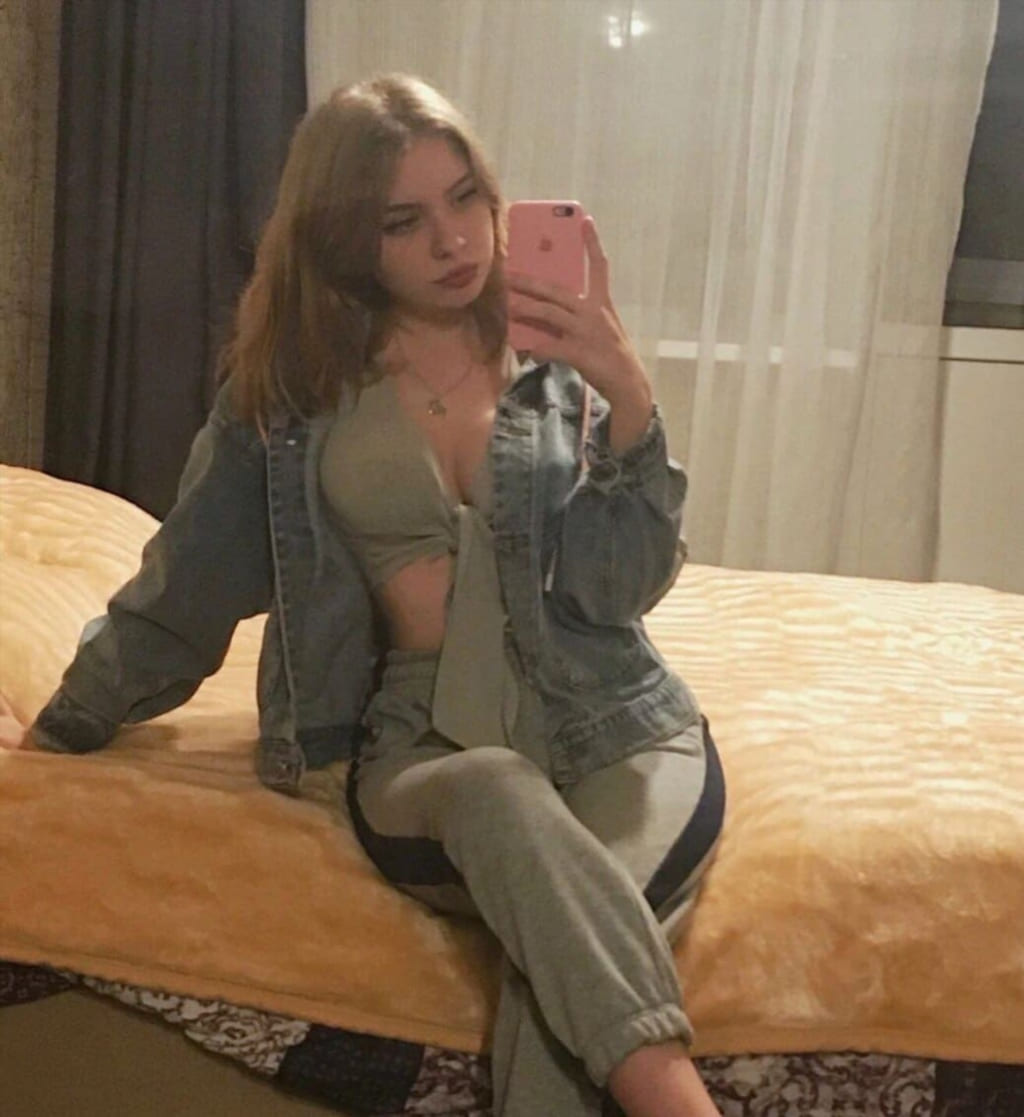 Katrlvinaa в ванной комнате (откровенный фотосет, кадр 102)