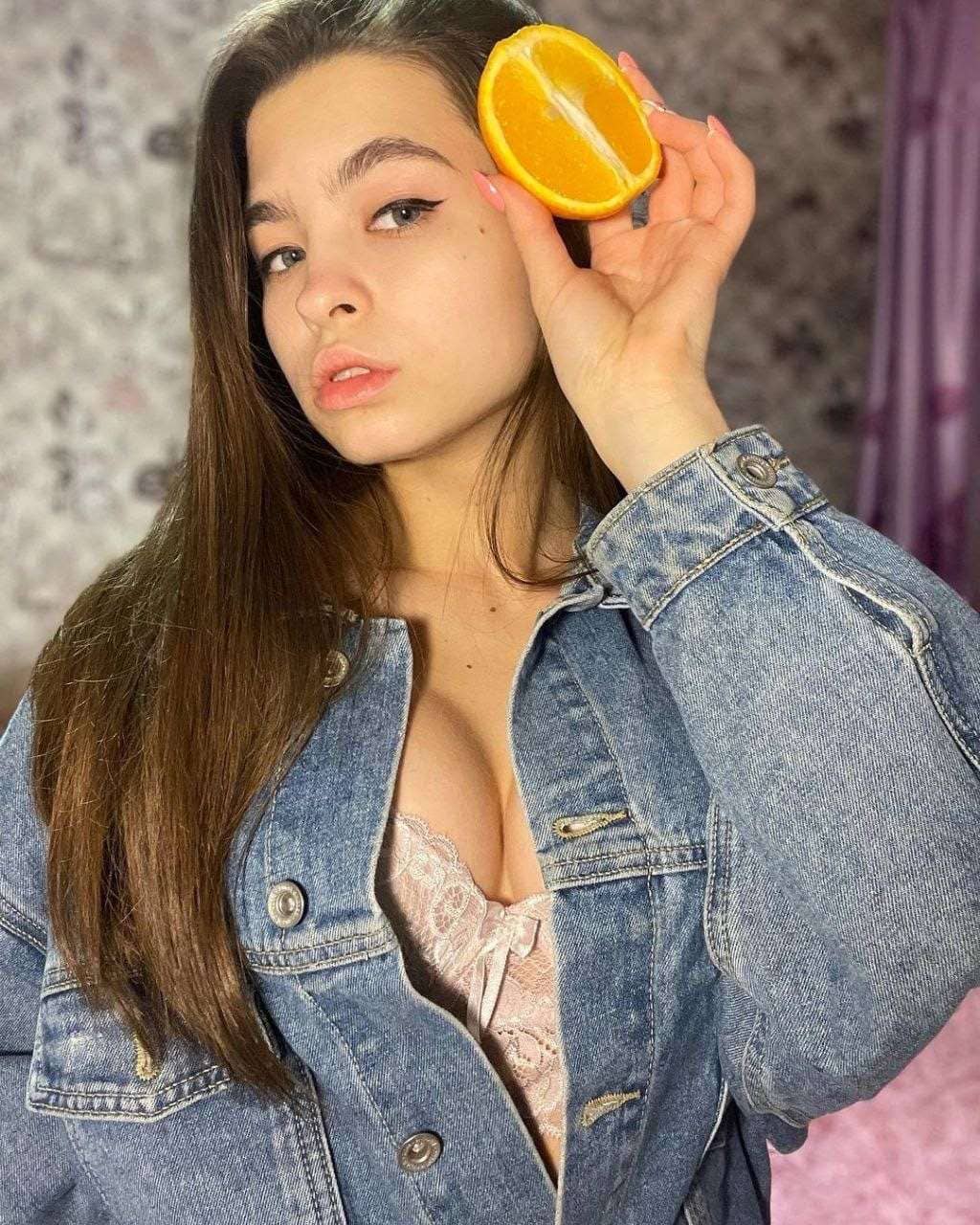 красивый слив Lera Buns (откровенный фотосет, кадр 128)