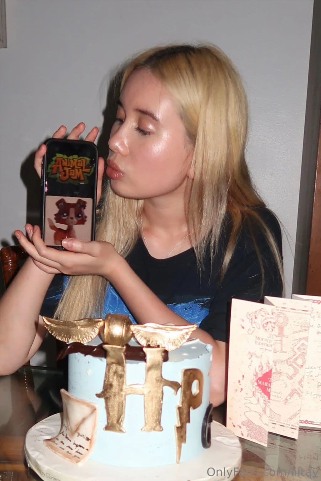 интимные фото Lil Tay слив (детальный ракурс, кадр 76)